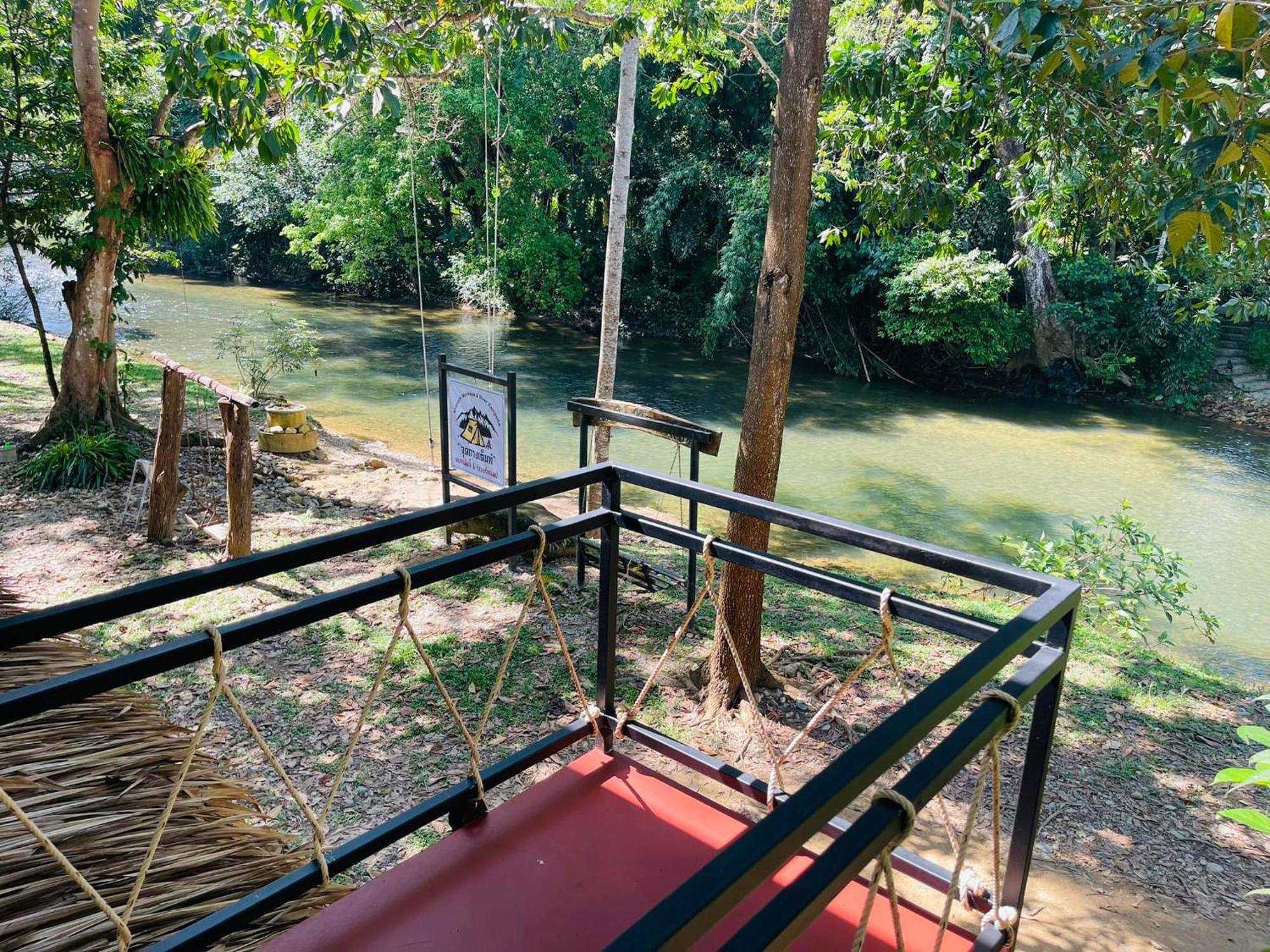 Khaosok Monkeys & River Camps Khao Sok National Park Bagian luar foto