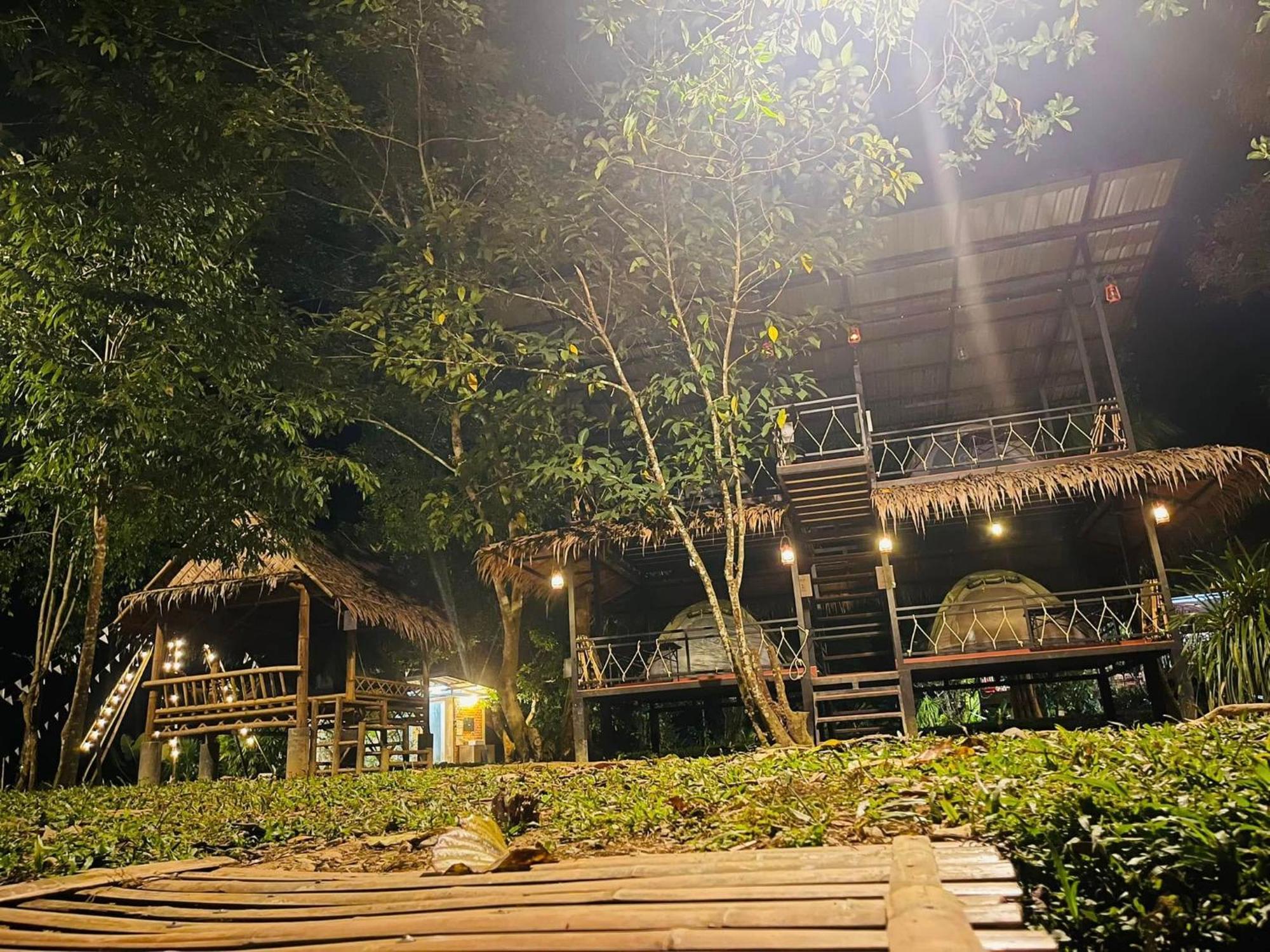 Khaosok Monkeys & River Camps Khao Sok National Park Bagian luar foto